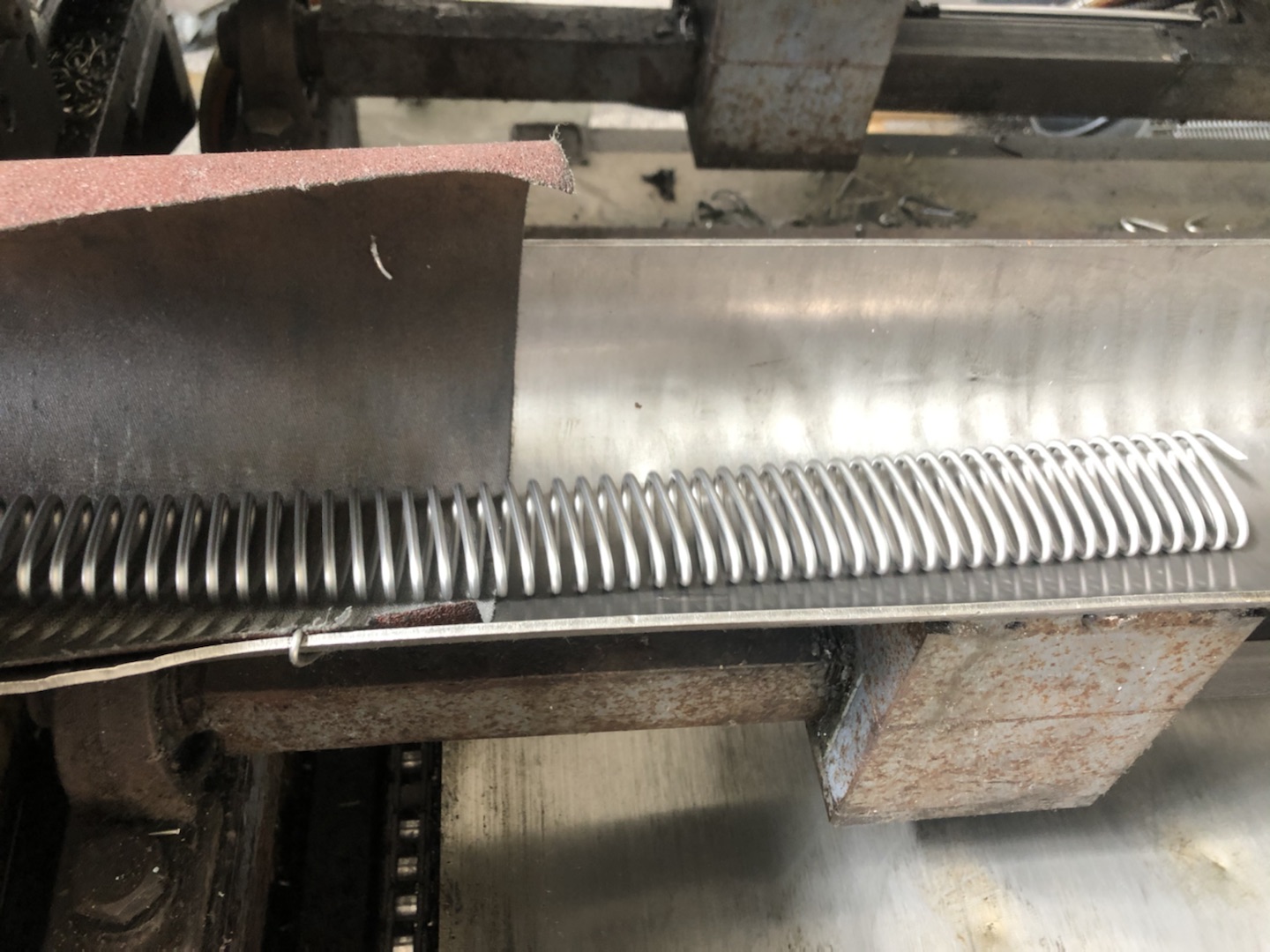 【高溫網帶】使用相同材質、相同編織工藝的,其使用壽命卻有可能不同,這是為什么呢?