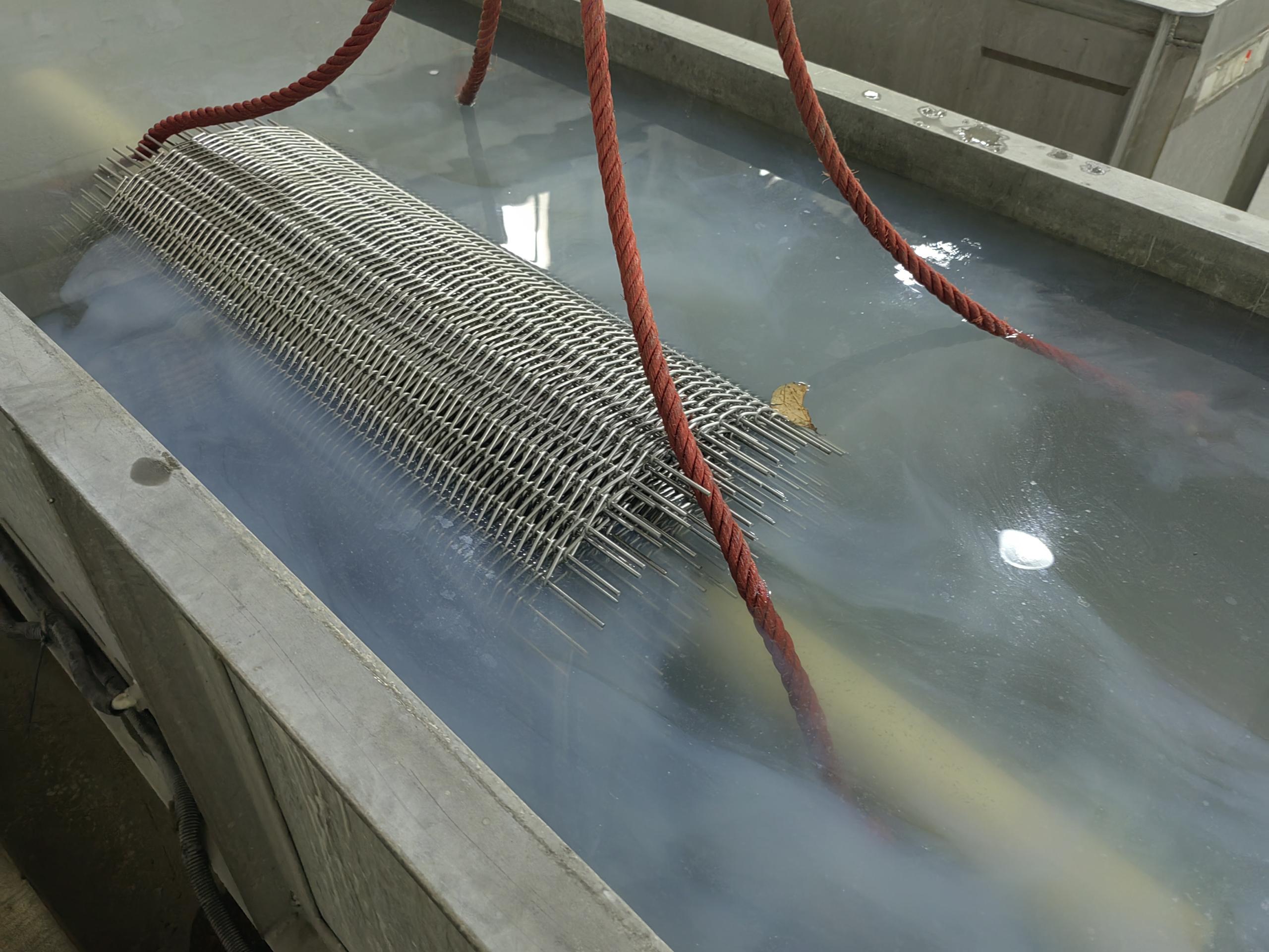 【高溫網帶】--脫脂清洗,延長使用壽命不可忽視的一點