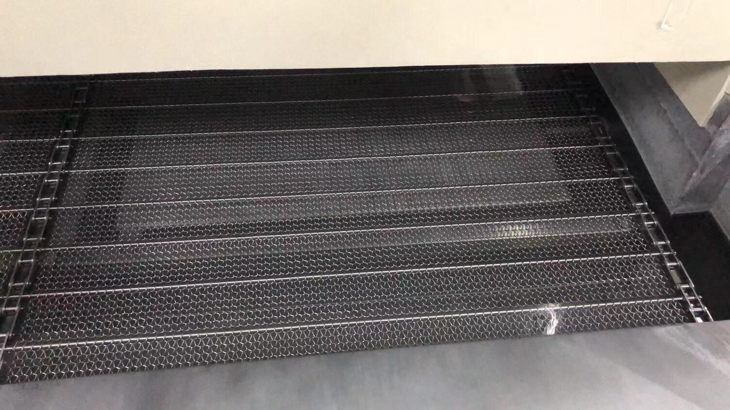 汽車配件清洗,如何不改變設備,增加網帶的載重能力