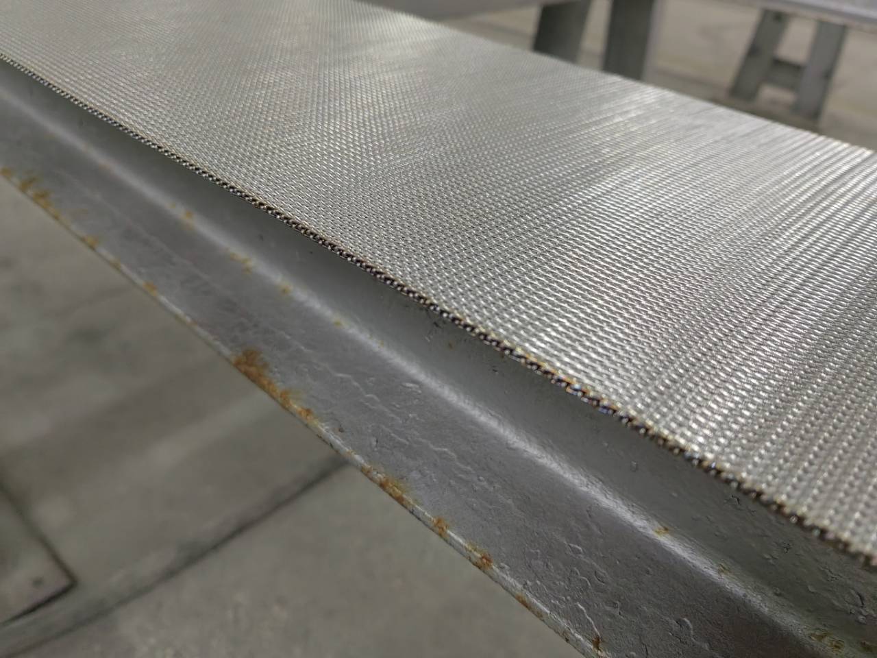 人字形網帶邊緣不開裂，焊接要點有哪些？